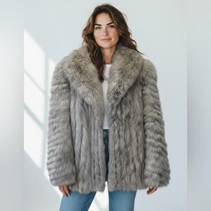 Saison Blanche Vintage Women's Saga Fox Jacket - Cream
